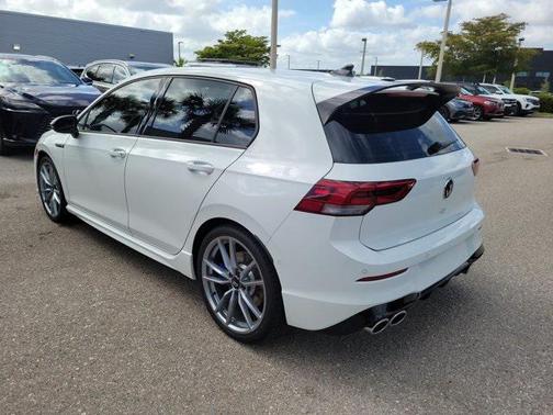 2024 Volkswagen Golf R 2.0T Manual