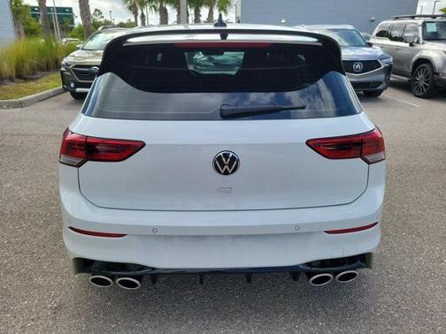 2024 Volkswagen Golf R 2.0T Manual