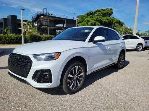 2024 Audi Q5 45 S line Premium