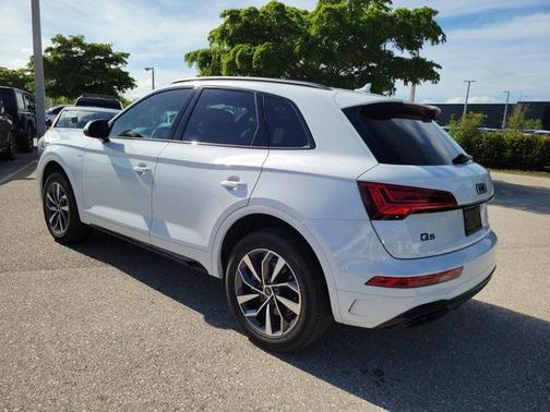 2024 Audi Q5 45 S line Premium