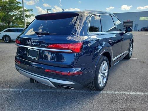 2026 Audi Q7 45 Premium Plus