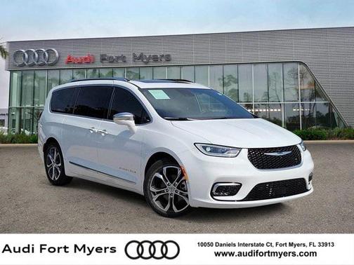 2024 Chrysler Pacifica L