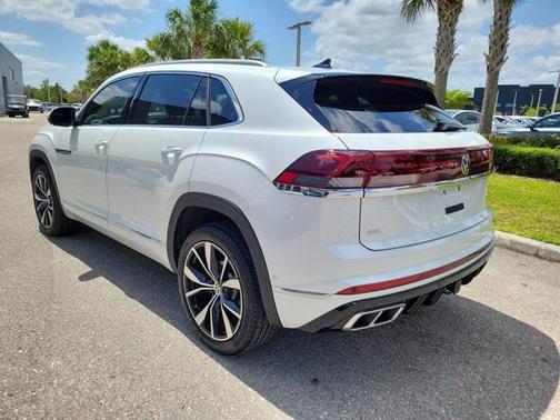 2024 Volkswagen Atlas Cross Sport 2.0T SEL Premium