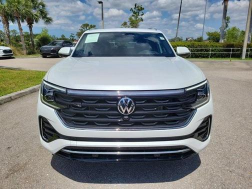 2024 Volkswagen Atlas Cross Sport 2.0T SEL Premium
