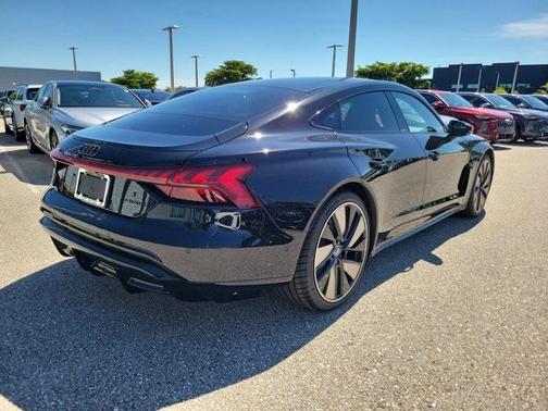 2026 Audi S e-tron GT Premium Plus quattro