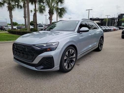 2025 Audi Q8 55 Premium Plus