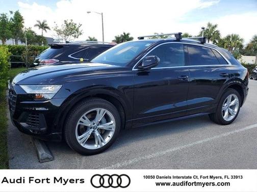 Photo 1 of 4 of 2019 Audi Q8 3.0T Prestige