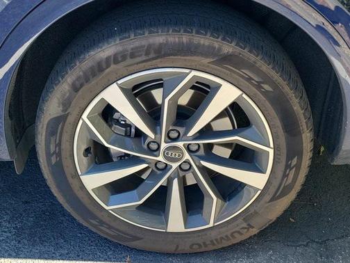 2022 Audi Q5 45 S line Premium