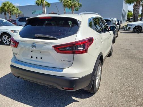 2021 Nissan Rogue Sport SV