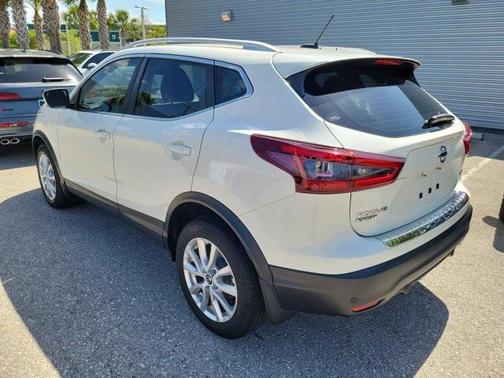 2021 Nissan Rogue Sport SV