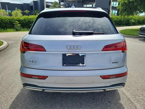 2023 Audi Q5 40 Premium