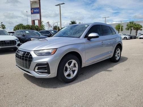 2023 Audi Q5 40 Premium