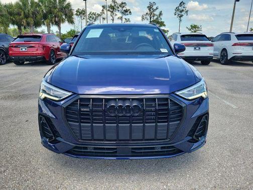 Navarra Blue Metallic 2025 Audi Q3 Premium 45 TFSI S line quattro Tiptronic