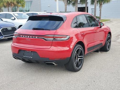 2020 Porsche Macan Base