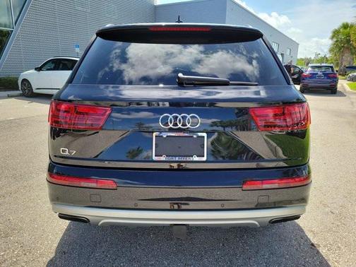 2019 Audi Q7 55 Premium Plus
