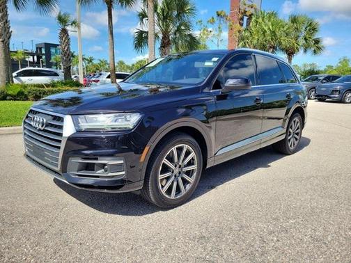 2019 Audi Q7 55 Premium Plus