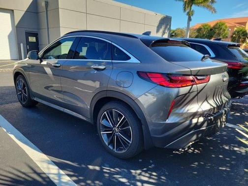 2022 INFINITI QX55 LUXE