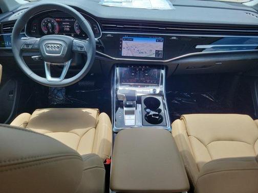 2025 Audi Q7 55 Prestige