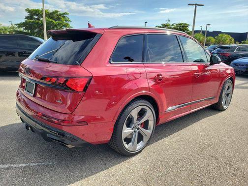 2026 Audi Q7 55 Prestige