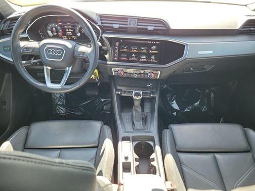 2023 Audi Q3 Premium 45 TFSI S line quattro Tiptronic