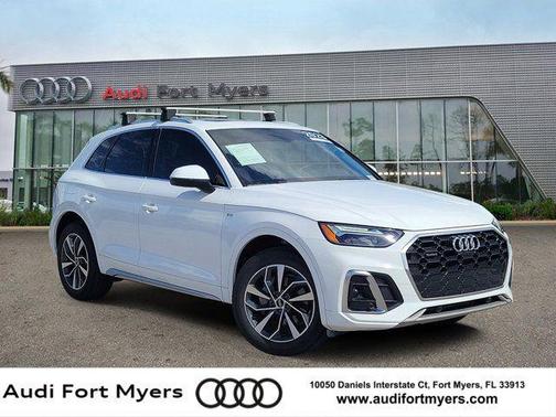 Ibis White 2023 Audi Q5 45 S line Premium Plus