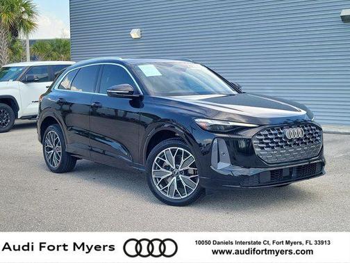 Mythos Black Metallic 2025 Audi Q5 Premium Plus TFSI quattro S tronic