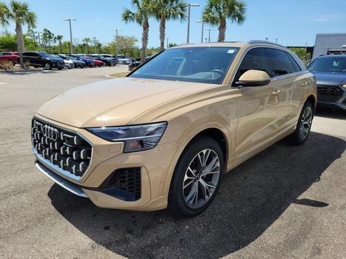 2024 Audi Q8 55 Premium