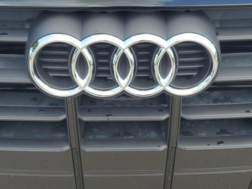 2025 Audi Q5 40 Premium