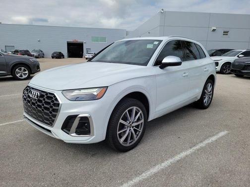 2024 Audi SQ5 3.0T Premium Plus