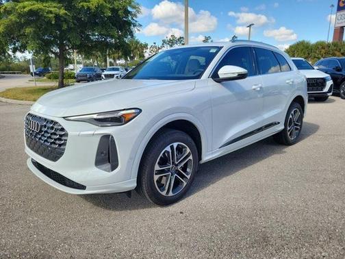 2025 Audi Q5 Premium Plus TFSI quattro S tronic