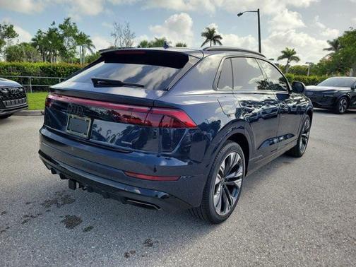 2025 Audi Q8 55 Premium Plus