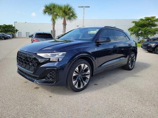 2025 Audi Q8 55 Premium Plus