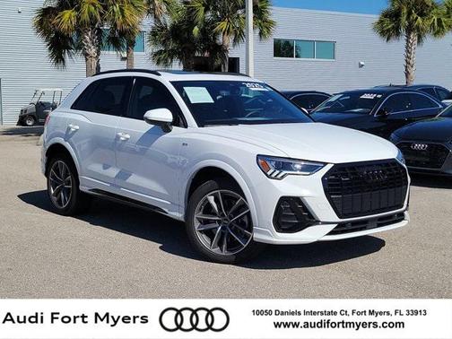 2025 Audi Q3 Premium 45 TFSI S line quattro Tiptronic