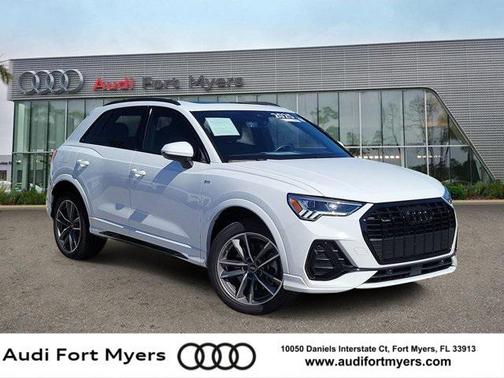 2025 Audi Q3 Premium 45 TFSI S line quattro Tiptronic