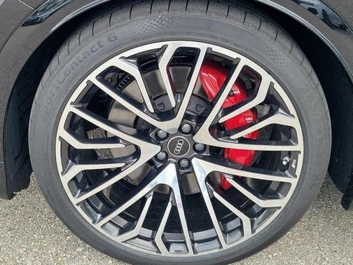 2025 Audi SQ8 4.0T Prestige