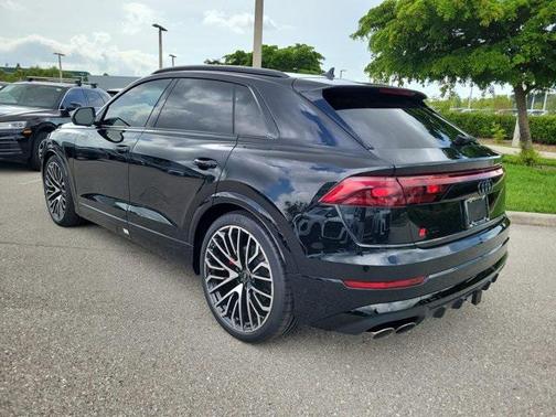 2025 Audi SQ8 4.0T Prestige