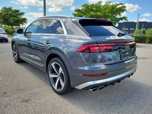 2024 Audi SQ8 4.0T Prestige