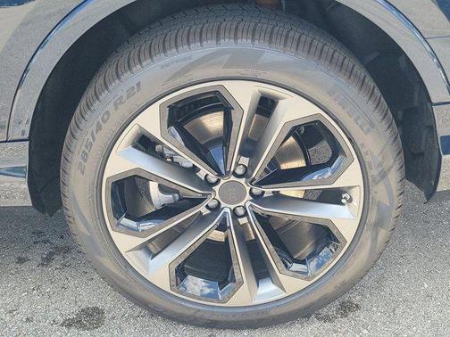 2026 Audi Q7 55 Premium Plus