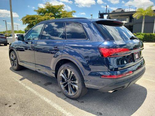 2026 Audi Q7 55 Premium Plus