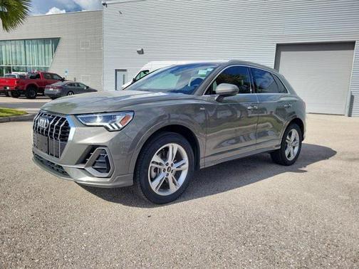 2022 Audi Q3 45 S line Premium Plus