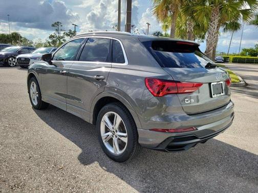 2022 Audi Q3 45 S line Premium Plus