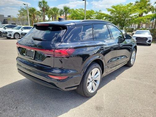 2025 Audi Q6 e-tron Premium Plus