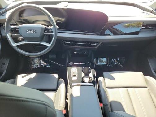 2025 Audi Q6 e-tron Premium Plus quattro
