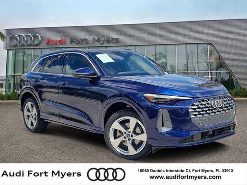 Navarra Blue Metallic 2025 Audi Q5 Premium Plus TFSI quattro S tronic
