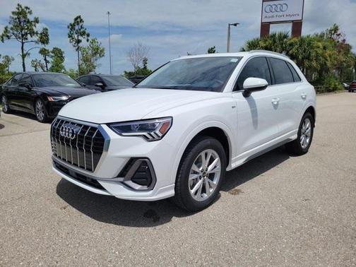 2025 Audi Q3 45 S line Premium Plus