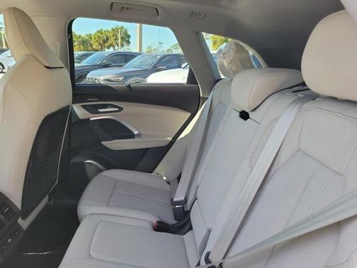 2025 Audi Q5 Prestige TFSI quattro S tronic