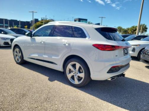 2025 Audi Q5 Prestige TFSI quattro S tronic