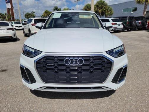 2023 Audi Q5 45 S line Premium Plus