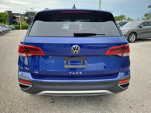 2024 Volkswagen Taos 1.5T SE