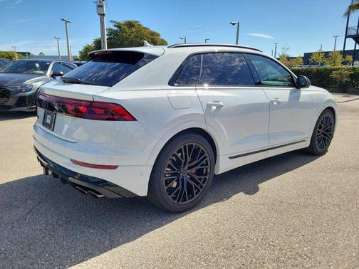2026 Audi SQ8 4.0T Prestige